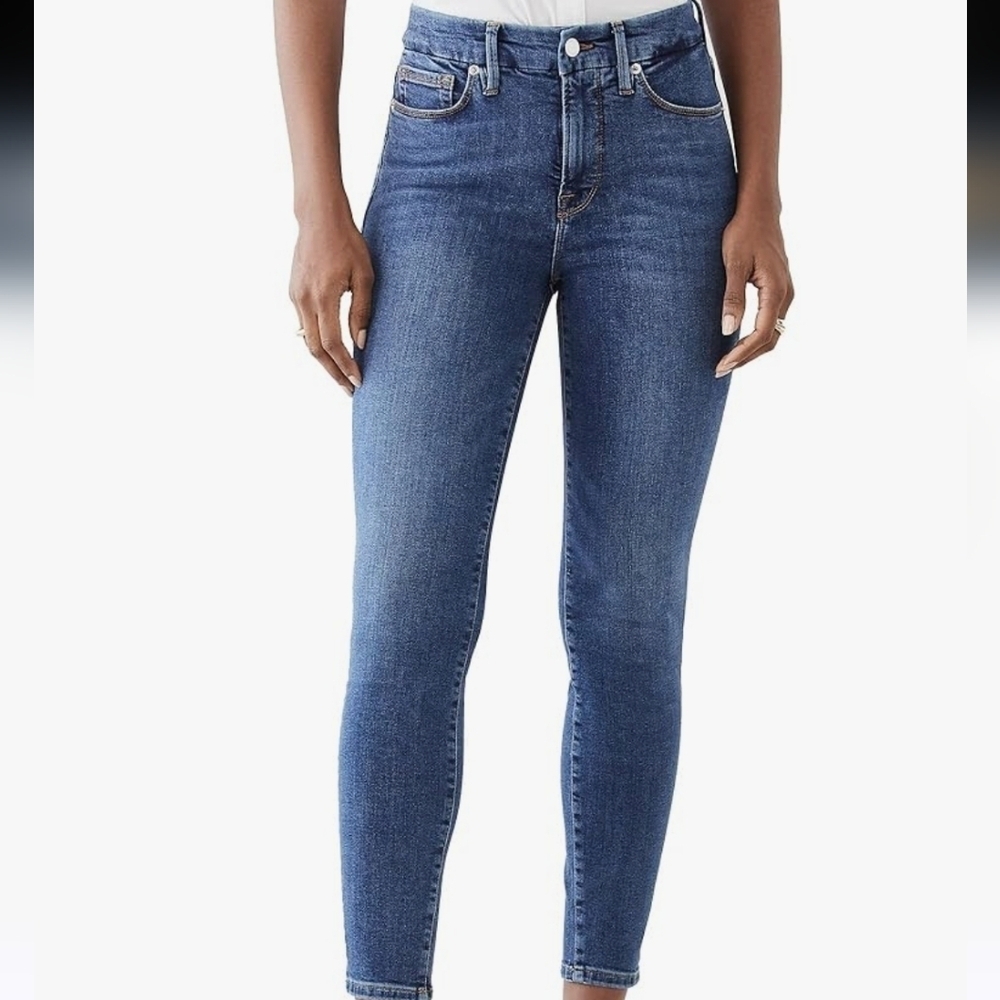 NWT Good American Good Legs Cropped Jeans    Size 28-32